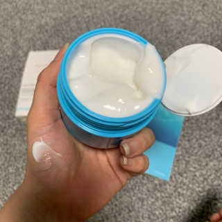 바르는콜라겐 하이온 제주바다보배 슬리핑마스크 100mL — 5점을 준 리뷰어가 2020년 6월 올린 사용 사진
