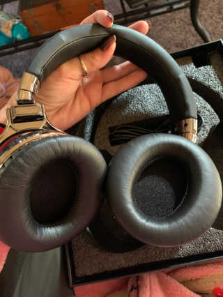 SEVIZ Bluetooth Headphones 10 3color — 5점을 준 리뷰어가 2020년 11월 올린 사용 사진