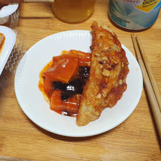 죠스떡볶이 [죠스푸드] 짜빠떡볶이+떡또그+범벅만두 신메뉴 3종 — 5점을 준 리뷰어가 2020년 5월 올린 사용 사진