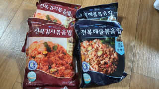 바다는다웰빙이다 전복해물볶음밥/전복김치볶음밥 250g-4봉지 — 4점을 준 리뷰어가 2020년 8월 올린 사용 사진