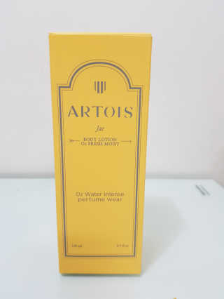 아르투아 ARTOIS 꽃밭에 누운듯 은은한 꽃향기, 아르투아 자르 바디로션 — 4점을 준 리뷰어가 2020년 7월 올린 사용 사진