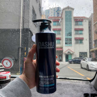 다슈코리아 다슈 데일리 단백질 한방 두피 골드 샴푸 500ml — 5점을 준 리뷰어가 2020년 11월 올린 사용 사진