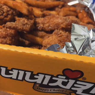 네네치킨 소이크런치윙봉 — 5점을 준 리뷰어가 2020년 4월 올린 사용 사진