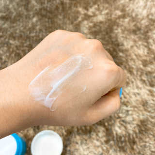 바르는콜라겐 하이온 제주바다보배 슬리핑마스크 100mL — 5점을 준 리뷰어가 2020년 6월 올린 사용 사진