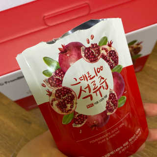 프롬바이오 오직 석류만 [그대로100 석류즙] 하루 1포로 건강하게 — 5점을 준 리뷰어가 2020년 6월 올린 사용 사진