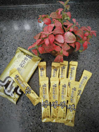 서울약사신협_프로바이오생유산균골드_2.5x100포 — 5점을 준 리뷰어가 2020년 5월 올린 사용 사진