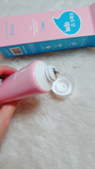 IO 아이오 오늘도 넌 예뻐 - 데일리딥 클렌징폼 — 5점을 준 리뷰어가 2020년 12월 올린 사용 사진
