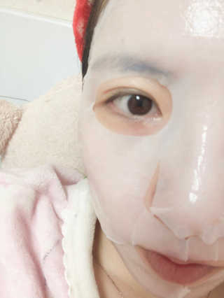 [마더메이드]룩시카라이브 울트라 리페어링 겔 마스크K — 3.5점을 준 리뷰어가 2020년 11월 올린 사용 사진