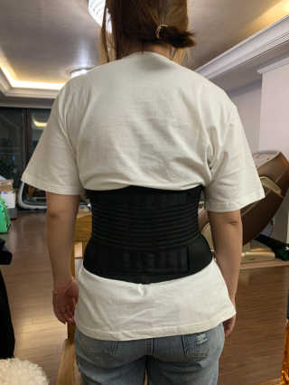 필캣 허리보호대 Ⅰ — 5점을 준 리뷰어가 2020년 4월 올린 사용 사진