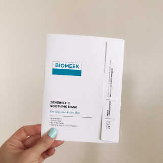 바이오믹 BIOMEEK SENSIMETIC SOOTHING MASK.S — 5점을 준 리뷰어가 2020년 6월 올린 사용 사진