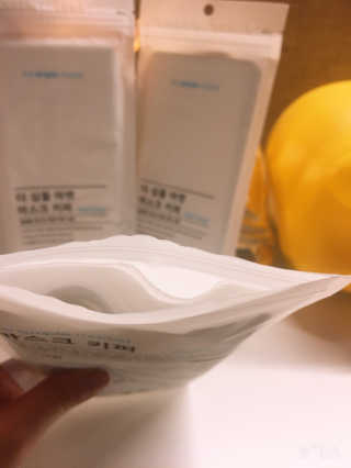 [더심플마켓] 마스크키퍼 — 3점을 준 리뷰어가 2020년 4월 올린 사용 사진