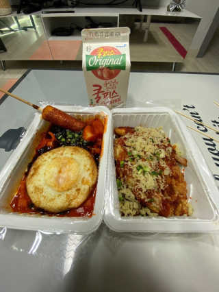 죠스떡볶이 [죠스푸드] 짜빠떡볶이+떡또그+범벅만두 신메뉴 3종 — 3.5점을 준 리뷰어가 2020년 5월 올린 사용 사진