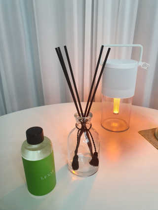 레나스 프리미엄 아로마 디퓨저 200ml  [1SET] — 5점을 준 리뷰어가 2020년 6월 올린 사용 사진