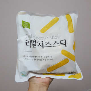 가치식탁 리얼치즈스틱, 리얼크림치즈볼 — 5점을 준 리뷰어가 2020년 9월 올린 사용 사진