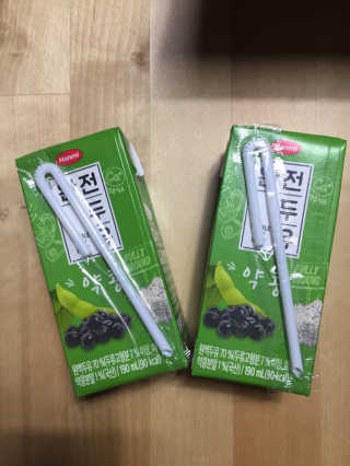 세상간단 완전푸드 [완전두유] 5종 — 5점을 준 리뷰어가 2020년 4월 올린 사용 사진