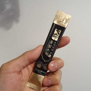 헬스업_천명진프리미엄홍삼스틱_10ml x 30포 — 5점을 준 리뷰어가 2020년 11월 올린 사용 사진