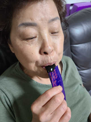 서울약사신협_쁘띠쁘띠타트체리콜라겐_20g x 14포 — 5점을 준 리뷰어가 2020년 11월 올린 사용 사진