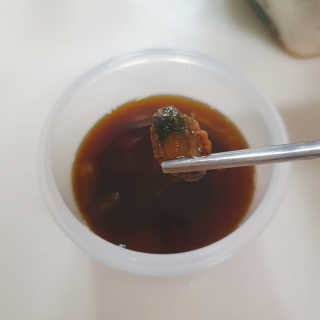 바다는다웰빙이다 완도사랑 전복죽 250g - 2팩 + 전복장조림 2팩 — 2점을 준 리뷰어가 2020년 8월 올린 사용 사진