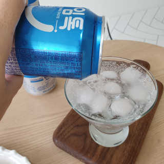 일화 아임톡 탄산수 355ml X 24캔 — 5점을 준 리뷰어가 2020년 4월 올린 사용 사진