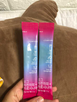 로그네이처 로그 차전자피+가르시니아 — 5점을 준 리뷰어가 2020년 6월 올린 사용 사진