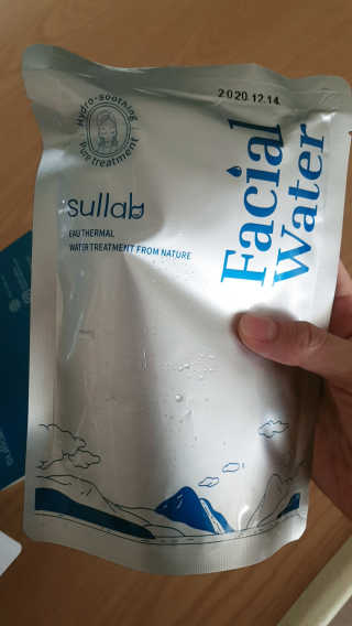 [설랩] 클렌징워터 세안수 500ml x 6팩 — 3점을 준 리뷰어가 2020년 9월 올린 사용 사진