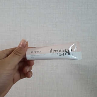 derma SC-Gel 더마에스씨 겔 20g — 5점을 준 리뷰어가 2020년 5월 올린 사용 사진