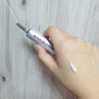 스와니코코 펩타이드 아이크림 튜브형 20ml — 5점을 준 리뷰어가 2020년 9월 올린 사용 사진