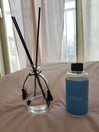 레나스 프리미엄 아로마 디퓨저 200ml  [1SET] — 5점을 준 리뷰어가 2020년 9월 올린 사용 사진