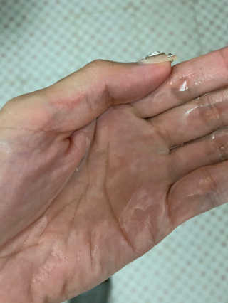 앤써웨이 모링가 앤 비오틴 마일드 샴푸 — 4점을 준 리뷰어가 2020년 8월 올린 사용 사진