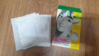 엘라밴드 하이드로 도트 스팟패치 12mm, 티트리 — 4.5점을 준 리뷰어가 2020년 8월 올린 사용 사진