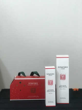 엘리샤코이 테트라포스 홀리데이 에디션 — 5점을 준 리뷰어가 2020년 12월 올린 사용 사진