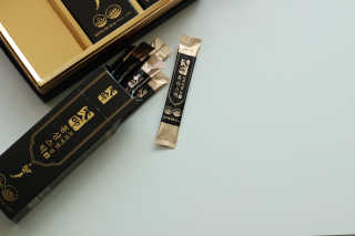 헬스업_천명진프리미엄홍삼스틱_10ml x 30포 — 3점을 준 리뷰어가 2020년 7월 올린 사용 사진