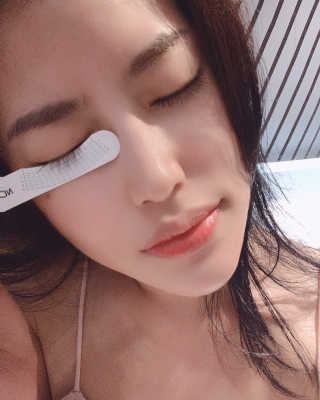 닥터존스킨 눈썹자라 — 5점을 준 리뷰어가 2020년 9월 올린 사용 사진