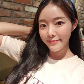 셀프코딩 코드 레드 소프트 립스틱 — 4점을 준 리뷰어가 2020년 7월 올린 사용 사진