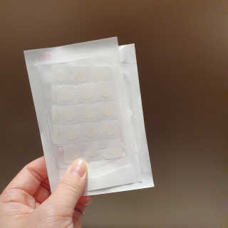엘라밴드 하이드로 도트 스팟패치 12mm, 10mm — 5점을 준 리뷰어가 2020년 10월 올린 사용 사진