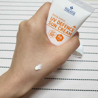 [트리티스] UV 디펜스 선크림 PA+++ / SPF50+  60ml — 5점을 준 리뷰어가 2020년 12월 올린 사용 사진