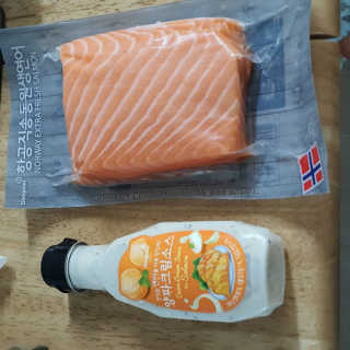 동원산업 항공직송 동원생연어_400g — 5점을 준 리뷰어가 2020년 4월 올린 사용 사진