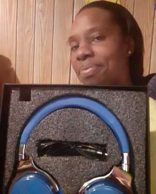 SEVIZ Bluetooth Headphones 10 3color — 5점을 준 리뷰어가 2020년 4월 올린 사용 사진
