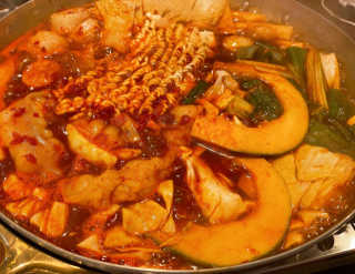 [살롱드곱떡 강남점] 떡볶이 2중 택1+버터갈릭감자튀김 — 5점을 준 리뷰어가 2020년 6월 올린 사용 사진