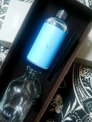 레나스 프리미엄 아로마 디퓨저 200ml  [1SET] — 5점을 준 리뷰어가 2020년 10월 올린 사용 사진