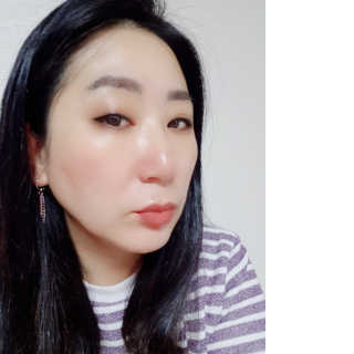 [스킨큐어] 산다화 비타민C 화이트닝 에센스 30ml — 5점을 준 리뷰어가 2020년 4월 올린 사용 사진
