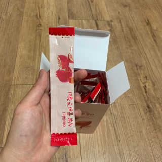 365더건강 에버뷰티 석류콜라겐 젤리 — 4.5점을 준 리뷰어가 2020년 6월 올린 사용 사진