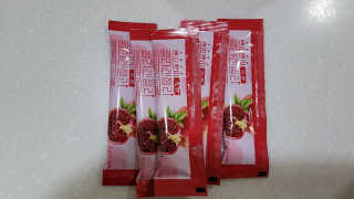 헬스업_쁘띠쁘띠석류콜라겐젤리_20g x 14포 — 5점을 준 리뷰어가 2020년 11월 올린 사용 사진