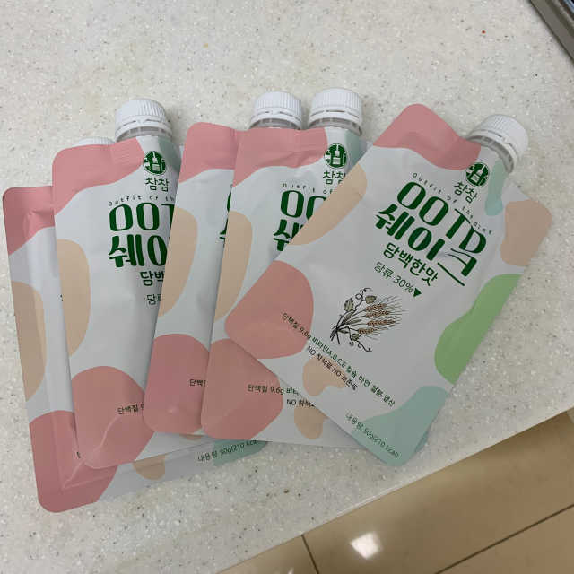 [꾸콤] 참참 OOTD쉐이크 담백한 일주일세트 50g x 5 리뷰 사진
