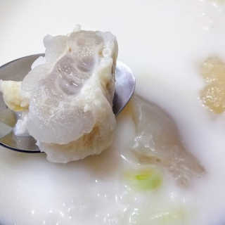 한촌몰 설렁탕집 가마솥 도가니탕 350g x 2팩 — 5점을 준 리뷰어가 2020년 7월 올린 사용 사진