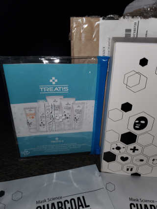 트리티스 [Treatis] Facial Sheet Mask — 5점을 준 리뷰어가 2020년 11월 올린 사용 사진