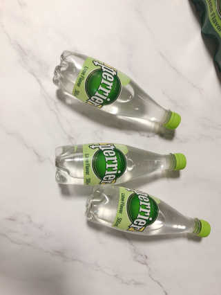 페리에 라임 500ml 투명페트 — 4.5점을 준 리뷰어가 2020년 11월 올린 사용 사진