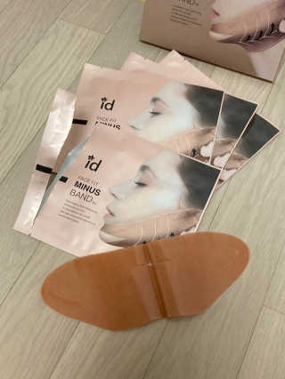 아이디플라코스메틱 아이디 페이스핏 마이너스 밴드 v2 — 5점을 준 리뷰어가 2020년 12월 올린 사용 사진