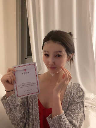 닥터마시멜로 마블러스 멀티 클리닉 마스크 — 5점을 준 리뷰어가 2020년 8월 올린 사용 사진