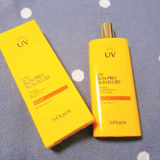네이처컬렉션 이자녹스 UV 선 프로 365 익스트림 선 플루이드 100ml — 5점을 준 리뷰어가 2020년 5월 올린 사용 사진